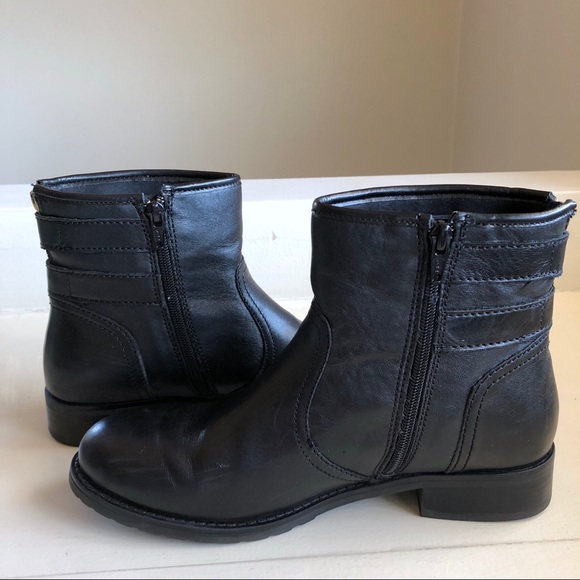 Italian Leather Chelsea Boots - Picture 3 of 8